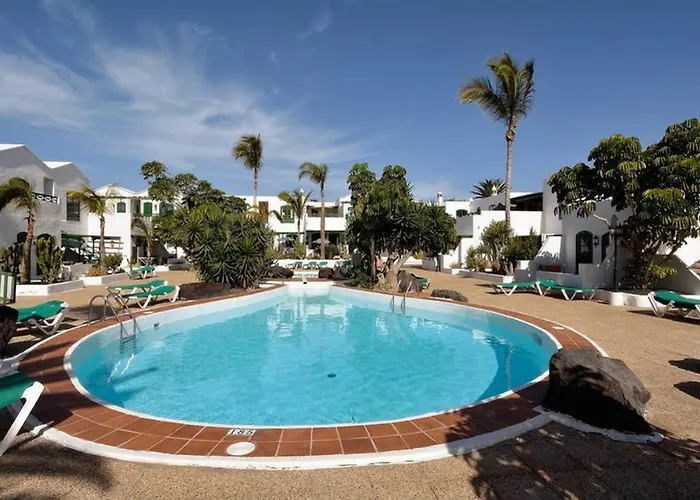 Daire Vrys Close To The *