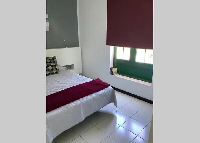 Vrys Close To The Daire