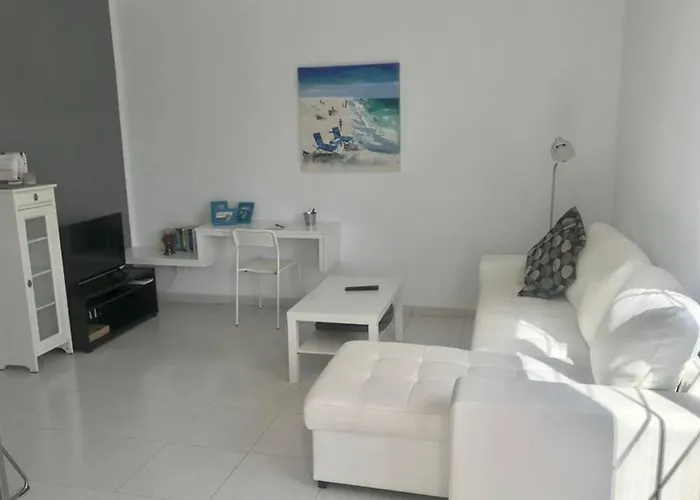 Vrys Close To The Appartement *